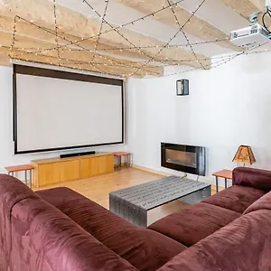 Dina Great Big - 6 Pers With Overhead Projector Apartamento